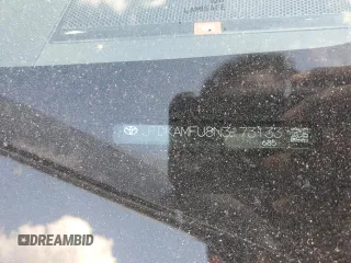 2022 Toyota Prius L Eco z VIN JTDKAMFU8N3173133, wystawiony jako Copart lot #54865615 z przebiegiem 100 876 mil mil oraz Szkoda całkowita • Salvage title. Historia ofert i sprzedaży dostępna na DreamBid. Obrazek 12.