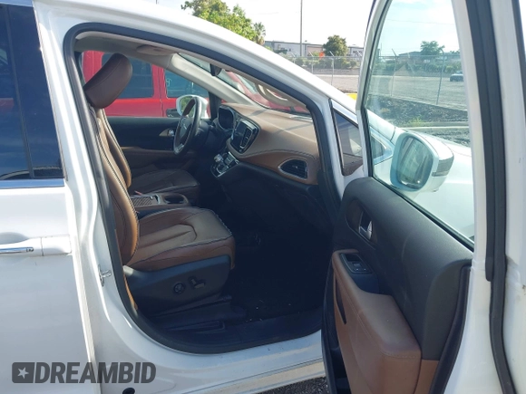 2017 Chrysler Pacifica Limited с VIN 2C4RC1GG0HR505044, выставлен на аукционе IAAI как лот 42541256 с пробегом 97 341 миль миль и . История ставок и продаж доступна на DreamBid. Изображение 5.
