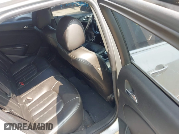 2015 Buick Verano Group z VIN 1G4PS5SK4F4169942, wystawiony jako IAAI lot #42484414 z przebiegiem 113 471 mil mil oraz . Historia ofert i sprzedaży dostępna na DreamBid. Obrazek 8.