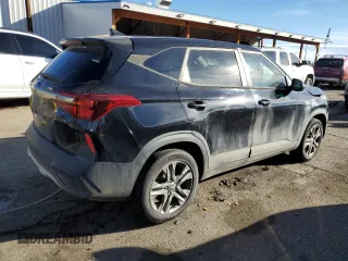 2021 Kia Seltos LX with VIN KNDEPCAAXM7060603, listed as a Copart auction lot 46455445 with 82,822 mi miles and Salvage Title. Bid and sale history available at carsss.com. Image 3.