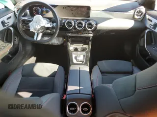 2024 Mercedes-Benz CLA 250 z VIN W1K5J4HB3RN457164, wystawiony jako Copart lot #52184165 z przebiegiem 23 405 mil mil oraz Szkoda całkowita • Salvage title. Historia ofert i sprzedaży dostępna na DreamBid. Obrazek 8.
