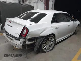 2018 Chrysler 300 with VIN 2C3CCABG9JH265201, listed as a IAAI auction lot 41782389 with 129,137 mi miles. Bid and sale history available at carsss.com. Image 4.