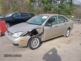 2007 Ford Focus S with VIN 1FAFP34N17W332474, listed as a IAAI auction lot 42052900 with 92,400 mi miles and . Bid and sale history available at carsss.com. Image 19.