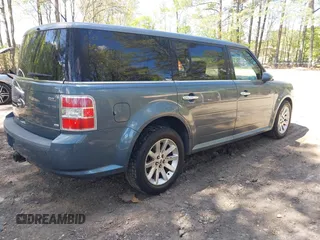 2010 Ford Flex SEL z VIN 2FMHK6CC6ABD00482, wystawiony jako IAAI lot #42054488 z przebiegiem 208 231 mil mil oraz . Historia ofert i sprzedaży dostępna na DreamBid. Obrazek 4.