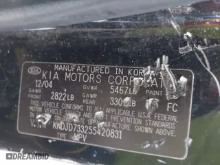 2005 Kia Sorento LX with VIN KNDJD733255420831, listed as a IAAI auction lot 41449327 with 176,988 mi miles. Bid and sale history available at carsss.com. Image 9.