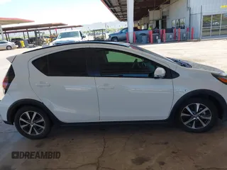 2018 Toyota Prius One with VIN JTDKDTB32J1600004, listed as a IAAI auction lot 42030186 with 61,568 mi miles and . Bid and sale history available at DreamBid. Image 12.