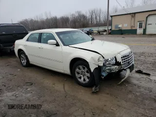 2007 Chrysler 300 Signature with VIN 2C3KA53G37H746643, listed as a Copart auction lot 86517794 with 203,832 mi miles and Salvage Title. Bid and sale history available at carsss.com. Image 4.