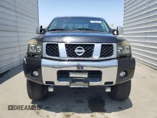 2004 Nissan Titan SE with VIN 1N6AA06B84N548876, listed as a Copart auction lot 60016925 with 190,202 mi miles and Clean title. Bid and sale history available at DreamBid. Image 5.