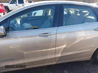 2018 Ford Fusion S z VIN 3FA6P0UU8JR271589, wystawiony jako IAAI lot #41318471 z przebiegiem 148 793 mil mil oraz . Historia ofert i sprzedaży dostępna na DreamBid. Obrazek 15.