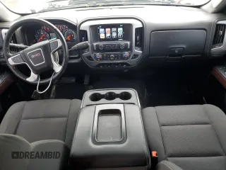 2019 GMC Sierra 1500 SLE z VIN 2GTV2MEC0K1170652, wystawiony jako Copart lot #53474495 z przebiegiem 58 181 mil mil oraz Czysty tytuł • Clean title. Historia ofert i sprzedaży dostępna na DreamBid. Obrazek 8.