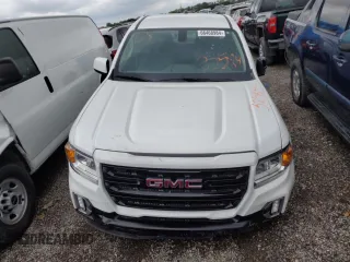 2022 GMC Canyon 2WD SLE with VIN 1GTH5CEA4N1325842, listed as a Copart auction lot 66468984 with 24,731 mi miles and Salvage Title. Bid and sale history available at carsss.com. Image 5.