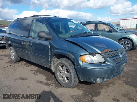 2005 Dodge Caravan SXT with VIN 2D4GP44L75R344026, listed as a IAAI auction lot 41722589 with 227,287 mi miles and . Bid and sale history available at carsss.com. Image 1.