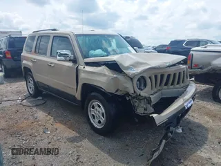 2017 Jeep Patriot Sport SE z VIN 1C4NJRBB7HD179745, wystawiony jako IAAI lot #42123308 z przebiegiem 100 255 mil mil oraz . Historia ofert i sprzedaży dostępna na DreamBid. Obrazek 1.