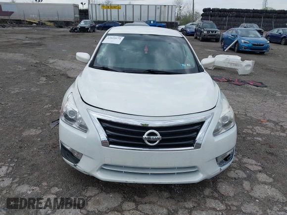 2014 Nissan Altima SV with VIN 1N4AL3AP7EC141832, listed as a IAAI auction lot 42019574 with 124,802 mi miles and . Bid and sale history available at carsss.com. Image 12.