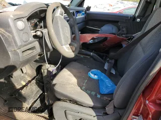 2010 Jeep Commander Sport с VIN 1J4RH4GK2AC115692, выставлен на аукционе Copart как лот 83857394 с пробегом 167 335 миль миль и На запчасти • Non repairable. История ставок и продаж доступна на DreamBid. Изображение 7.