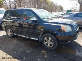 2008 Honda Pilot SE with VIN 5FNYF18338B000366, listed as a IAAI auction lot 41857228 with 217,246 mi miles. Bid and sale history available at carsss.com. Image 1.