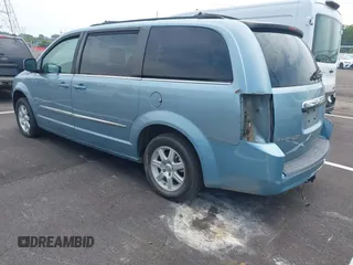 2008 Chrysler Town & Country Touring with VIN 2A8HR54P28R803822, listed as a IAAI auction lot 42459330 with 169,661 mi miles and . Bid and sale history available at DreamBid. Image 3.