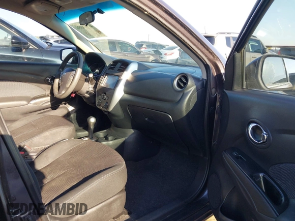 2015 Nissan Versa SV with VIN 3N1CN7AP5FL855424, listed as a IAAI auction lot 41974356 with 85,426 mi miles. Bid and sale history available at carsss.com. Image 5.