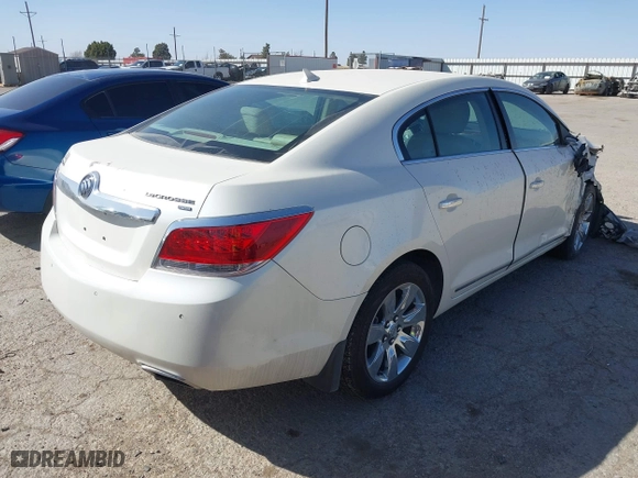 2011 Buick LaCrosse CXS with VIN 1G4GE5ED8BF377695, listed as a IAAI auction lot 41758031 with 91,434 mi miles. Bid and sale history available at carsss.com. Image 4.