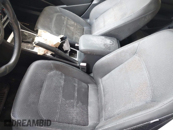 2013 Volkswagen Passat SE with VIN 1VWBH7A38DC028231, listed as a IAAI auction lot 42629167 with Not provided miles and . Bid and sale history available at DreamBid. Image 6.