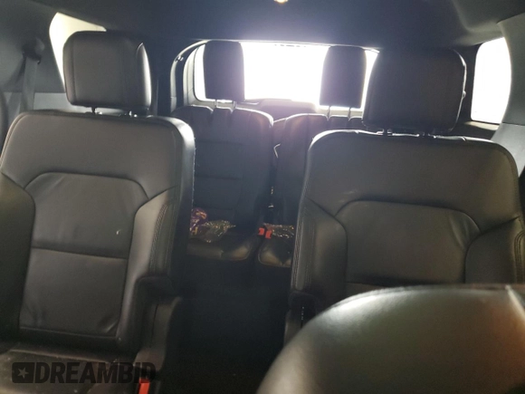 2017 Ford Explorer XLT с VIN 1FM5K8D83HGC75858, выставлен на аукционе Copart как лот 60370635 с пробегом 142 487 миль миль и На запчасти • Non repairable. История ставок и продаж доступна на DreamBid. Изображение 10.