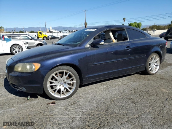 2007 Volvo C70 with VIN YV1MC68297J014642, listed as a Copart auction lot 41931965 with 87,032 mi miles and Salvage Title. Bid and sale history available at carsss.com. Image 1.