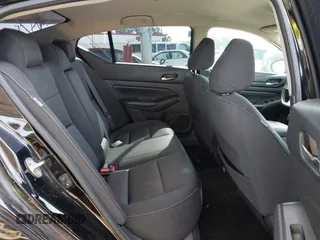 2019 Nissan Altima S with VIN 1N4BL4BV0KN323816, listed as a IAAI auction lot 42081799 with 117,230 mi miles and . Bid and sale history available at carsss.com. Image 8.