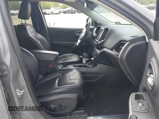 2020 Jeep Cherokee Limited z VIN 1C4PJMDX7LD574229, wystawiony jako IAAI lot #42166058 z przebiegiem 84 935 mil mil oraz . Historia ofert i sprzedaży dostępna na DreamBid. Obrazek 5.