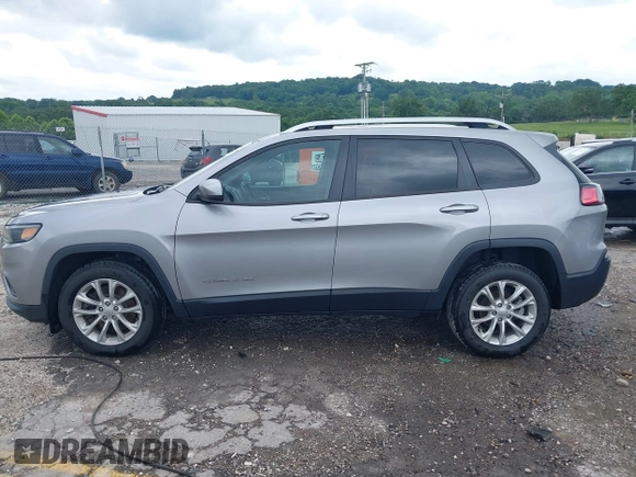 2020 Jeep Cherokee Latitude with VIN 1C4PJLCBXLD637338, listed as a IAAI auction lot 42471556 with 69,191 mi miles and . Bid and sale history available at DreamBid. Image 14.