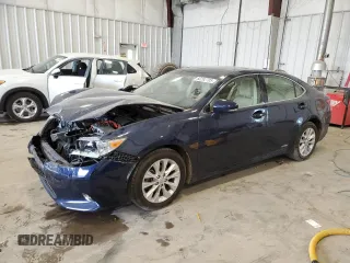 2015 Lexus ES 300h z VIN JTHBW1GG0F2093128, wystawiony jako Copart lot #60292705 z przebiegiem 81 823 mil mil oraz Nie do naprawy • Non repairable. Historia ofert i sprzedaży dostępna na DreamBid. Obrazek 1.
