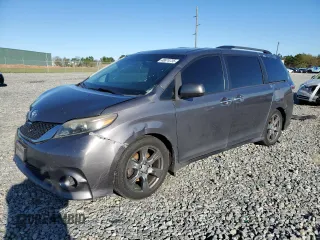 2017 Toyota Sienna SE with VIN 5TDXZ3DC1HS768654, listed as a Copart auction lot 48874735 with 246,060 mi miles and Salvage Title. Bid and sale history available at carsss.com. Image 1.