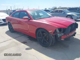 2013 Dodge Charger SE with VIN 2C3CDXBG7DH664953, listed as a IAAI auction lot 41661491 with 92,595 mi miles. Bid and sale history available at carsss.com. Image 1.