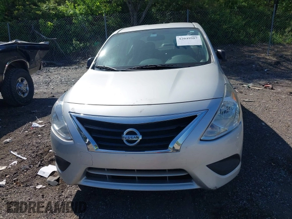 2015 Nissan Versa SV with VIN 3N1CN7AP0FL802047, listed as a IAAI auction lot 42049987 with 157,747 mi miles. Bid and sale history available at carsss.com. Image 6.