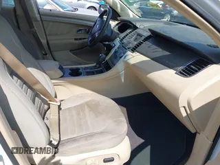 2014 Ford Taurus SE с VIN 1FAHP2D87EG136267, выставлен на аукционе IAAI как лот 42224665 с пробегом 201 540 миль миль и . История ставок и продаж доступна на DreamBid. Изображение 5.