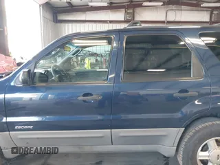 2002 Ford Escape XLT with VIN 1FMCU031X2KA37050, listed as a IAAI auction lot 42024674 with 199,249 mi miles. Bid and sale history available at carsss.com. Image 14.