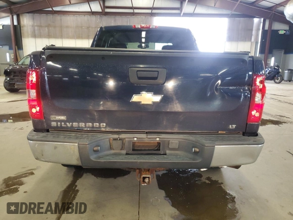2008 Chevrolet Silverado 1500 LTZ with VIN 1GCEK19088Z220504, listed as a Copart auction lot 42056945 with 196,584 mi miles and Clean Title. Bid and sale history available at carsss.com. Image 6.
