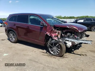 2018 Toyota Highlander SE with VIN 5TDJZRFH1JS880264, listed as a Copart auction lot 57509965 with 93,064 mi miles and Salvage title. Bid and sale history available at DreamBid. Image 4.