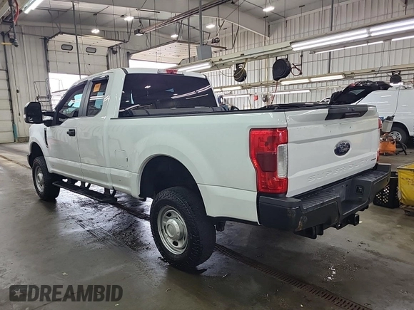 2019 Ford F-250 XL with VIN 1FT7X2B60KED15782, listed as a IAAI auction lot 42840321 with 119,106 mi miles and . Bid and sale history available at DreamBid. Image 5.