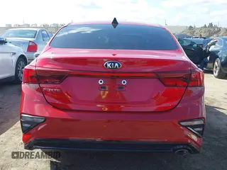 2021 Kia Forte LXS with VIN 3KPF24ADXME304866, listed as a IAAI auction lot 41938864 with 58,041 mi miles. Bid and sale history available at carsss.com. Image 16.