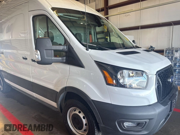 2023 Ford Transit Cargo with VIN 1FTBR1X86PKC09421, listed as a IAAI auction lot 42843981 with 10,233 mi miles and . Bid and sale history available at DreamBid. Image 9.