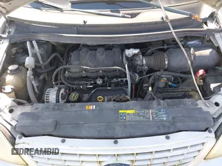 2002 Ford Windstar with VIN 2FMZA50472BB46736, listed as a IAAI auction lot 42096078 with 200,073 mi miles and . Bid and sale history available at carsss.com. Image 10.