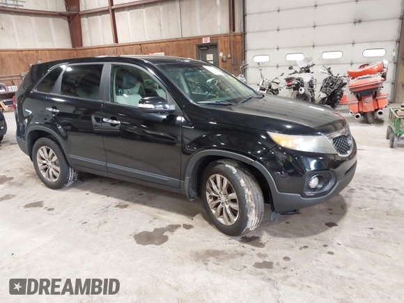 2011 Kia Sorento EX with VIN 5XYKU3A11BG018557, listed as a IAAI auction lot 42245522 with 107,106 mi miles and . Bid and sale history available at DreamBid. Image 1.