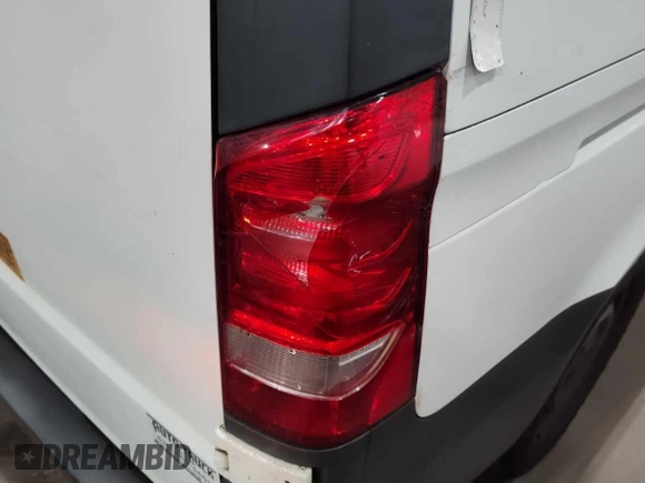 2016 Mercedes-Benz Metris Cargo with VIN WD3PG2EA3G3149996, listed as a IAAI auction lot 42208443 with 185,963 mi miles. Bid and sale history available at carsss.com. Image 1.