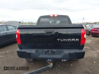 2017 Toyota Tundra 4WD Limited with VIN 5TFHW5F13HX653553, listed as a IAAI auction lot 41898133 with 140,981 mi miles. Bid and sale history available at carsss.com. Image 17.