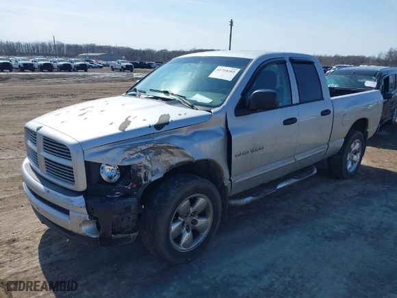 2004 Dodge Ram 1500 SLT with VIN 1D7HU18D64S775519, listed as a IAAI auction lot 41758202 with 176,412 mi miles. Bid and sale history available at carsss.com. Image 2.