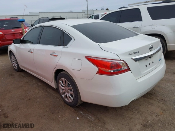2013 Nissan Altima 2.5 SL with VIN 1N4AL3APXDN574001, listed as a IAAI auction lot 41772266 with 134,674 mi miles. Bid and sale history available at carsss.com. Image 3.