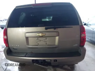 2007 Chevrolet Tahoe LTZ с VIN 1GNFC130X7R290280, выставлен на аукционе IAAI как лот 40746392 с пробегом Не указан миль и . История ставок и продаж доступна на DreamBid. Изображение 16.