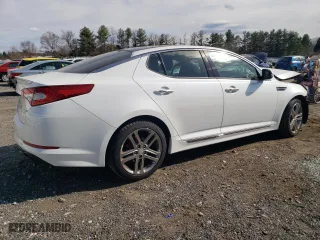 2013 Kia Optima SX w/Limited Pkg with VIN 5XXGR4A60DG138186, listed as a Copart auction lot 50571865 with 174,498 mi miles and Salvage Title. Bid and sale history available at carsss.com. Image 3.