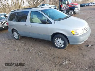 2003 Toyota Sienna CE with VIN 4T3ZF19C33U553315, listed as a IAAI auction lot 41212999 with 274,331 mi miles. Bid and sale history available at carsss.com. Image 1.