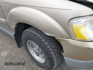 2001 Ford Explorer Sport Trac z VIN 1FMZU77E71UB38985, wystawiony jako IAAI lot #41950927 z przebiegiem 283 235 mil mil oraz . Historia ofert i sprzedaży dostępna na DreamBid. Obrazek 6.